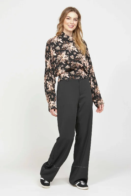 Mandarin Black Floral LS Top