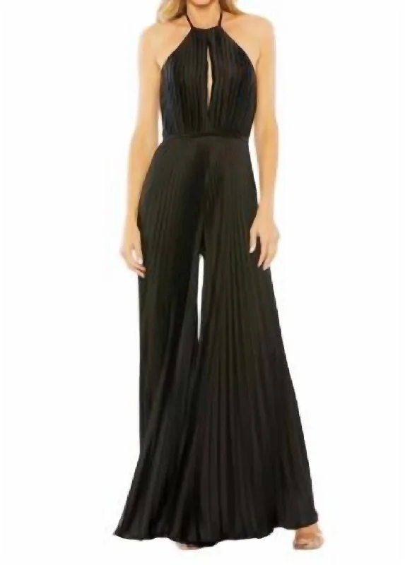 Pleaded Jumpsuit In Black