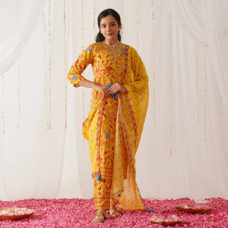 Yellow Neck Embroidered Kurta Set with Dupatta