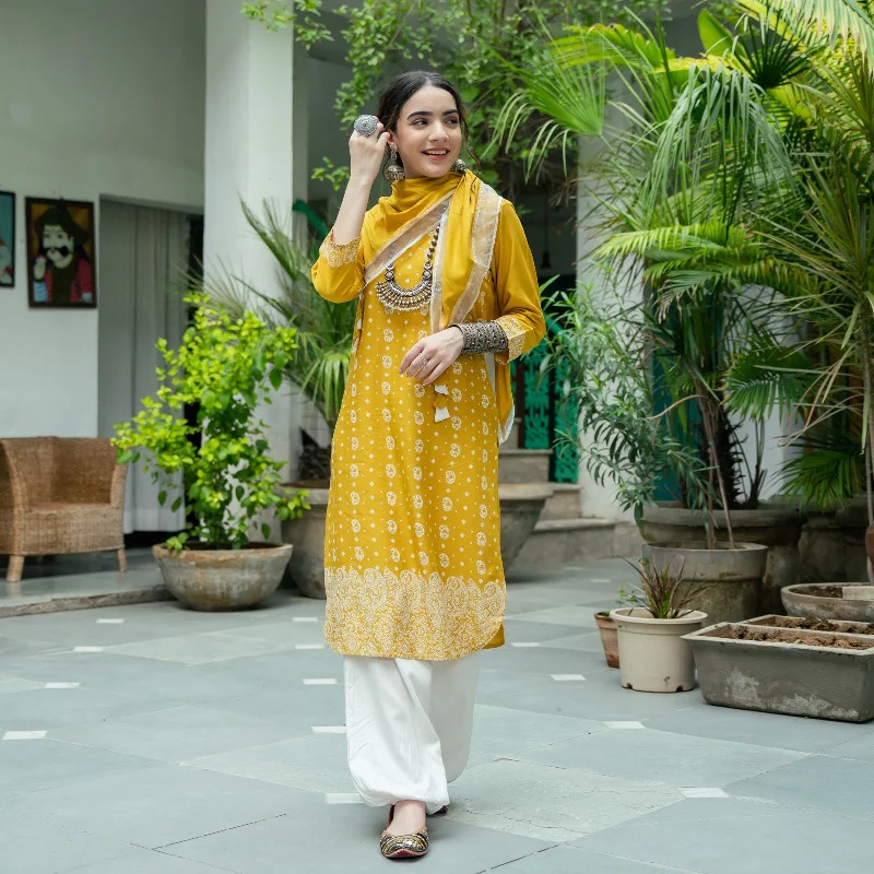 Yellow Paisley Round Hem Kurta with Salwaar Pants & Scarf