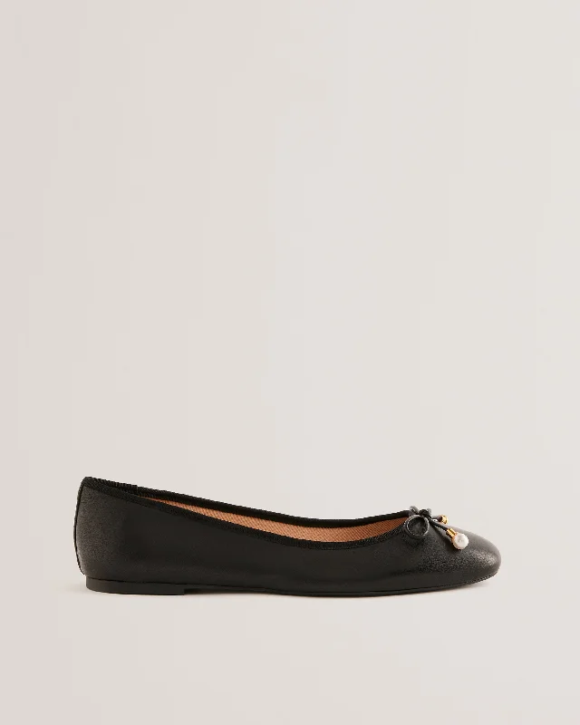 Ayvvah Bow Detail Leather Ballet Flats Black